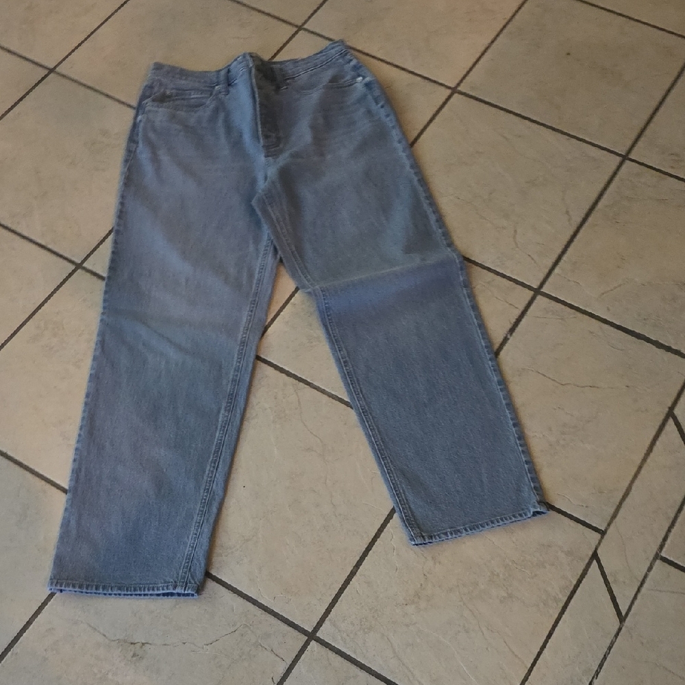 Classic Women's Light Blue Jeans
